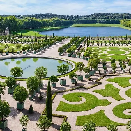 Apartment Le Sanctuaire - A - 341b Versailles